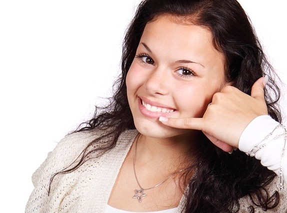 Amikum kontaktni podatki, amikum kontakt